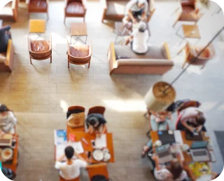 Coffee lobby · Imagen de referencia oficial